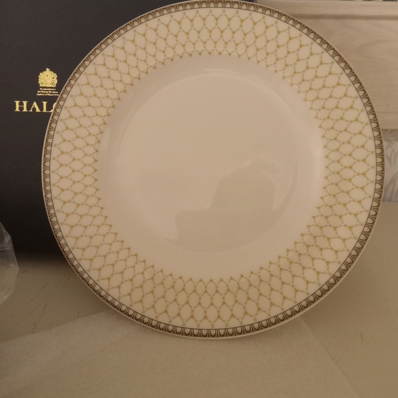 Halcyon Days Dessert Plates set of 4 - Picture 3 of 4